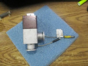 Varian: L6281332 In-Line Block Valve with Turck: BI-EH04-AP6X-2.0M-PSG 3M  - Picture 1 of 5