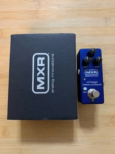 MXR M280 Vintage Bass Oktave Mini Gitarrenpedal - Bild 1 von 9