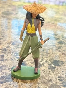 Hermosa estatuilla suelta de 3" de Raya y el último dragón Disney - Imagen 1 de 6