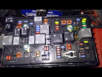Fuse Box Engine Fits 12-14 ORLANDO 1529028 - Image 1 of 4