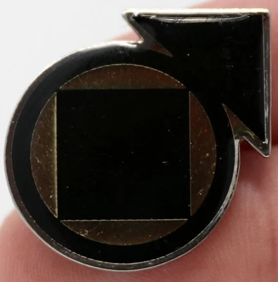 Vampire The Masquerade Clan TREMERE Metal Pin Requiem White Wolf - Image 1 of 4