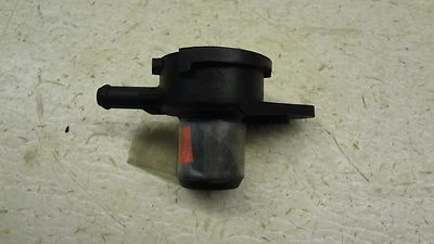 1993 Honda Goldwing SE GL1500 GL 1500 H556. гриф наполнителя радиатора - Изображение 1 из 3