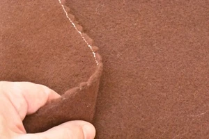35" Long x 60" Wd, Rusty-Brown Mid-to-Heavy-Weight Wool, V261 - Picture 1 of 3