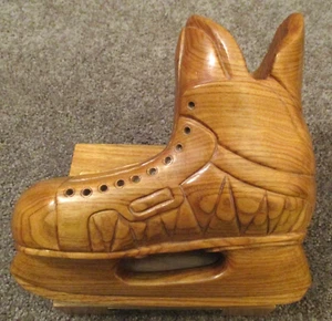 ORIGINAL WOODEN SKATE AWARD ESTATE DIRECTOR UNITED STATES HOCKEY HALL of FAME - Picture 1 of 7