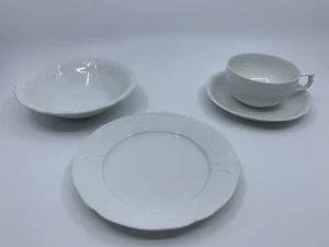 Rosenthal Classic Rose Sanssouci White China Pieces - Picture 1 of 9