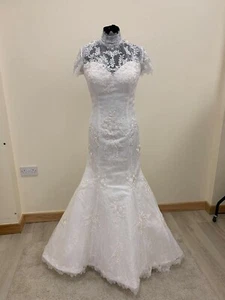 BNWT Wedding Dress size 12 NEW. LACE FISHTAIL Eternity Bridal - Picture 1 of 5