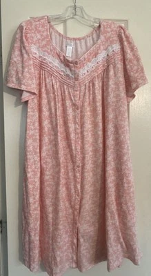 女士 Adonna XL 桃色花卉睡衣短袖口袋 — 第 1/4 张图片