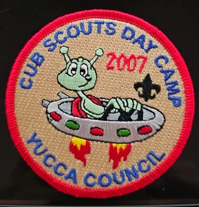 BSA Yucca Council - Cub Scout Day Camp 2007 - Space Ship and Alien - Picture 1 of 1