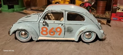 Burago: Beetle Coccinelle Maggiolino Volkswagen 1955 Gulf Modificato - Immagine 1 di 4