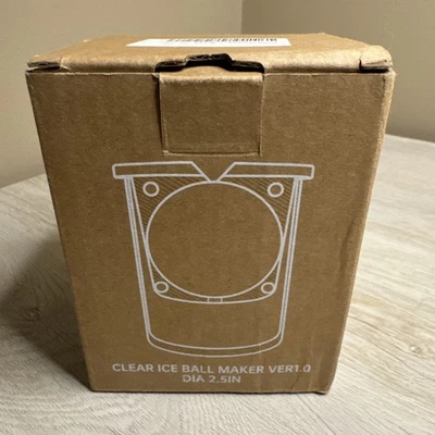 Máquina de cubitos de hielo transparente de 2,5 pulgadas de acero inoxidable con bola grande molde de silicona Foto 1 de 4