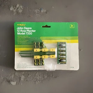 Ertl John Deere 1/64 Scale 12 Row Planter Model 7200 New 576 Vintage - Picture 1 of 3