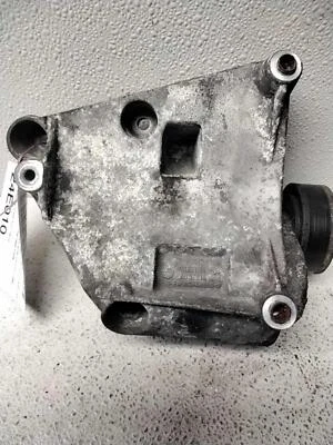 2004 BMW 330I A/c Compressor Bracket - Image 1 of 2