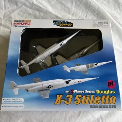 DRAGON WINGS WARBIRDS SERIES FX-3 STILETTO DOUGLAS EDWARDS AFB  51028 X PLANES - Image 1 of 4