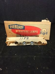 VINTAGE EVEREADY GENERAL ELECTRIC UNION CARBIDE1178 MINIATURE LAMPS  5 bulbs @40