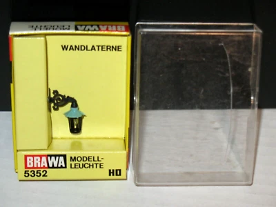 BRAWA WALL LANTERN HO SCALE FOR RAILROAD ACCESSORY NEW #5352 - Image 1 of 4