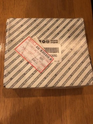 Genuine Fiat Ducato Peugeot Boxer Citroen Relay Front Brake Shoes 71770050 - Image 1 of 2