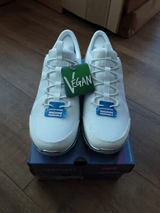 Skechers Ladies Vegan D'Lux Comfort Relaxed Fit with Memory Foam Size 5 BNIB - Picture 1 of 5