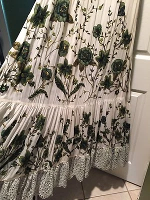 Vestido largo de pasarela de encaje floral blanco/verde GUCCI 100 % auténtico talla: 40 $9995 + impuestos Foto 1 de 4