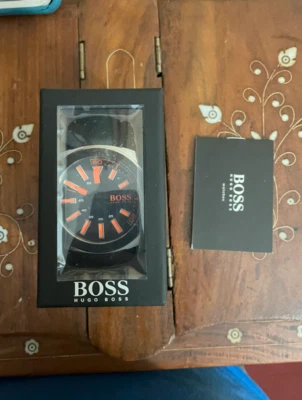 Reloj Hugo Boss 1513116 Nueva York Naranja Con 50mm Cara Negra y Correa Negra/Nuevo Foto 1 de 2
