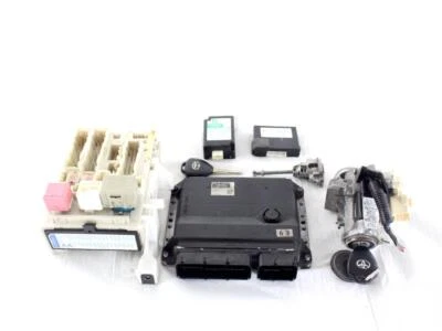 89661-42F21 KIT ACCENSIONE AVVIAMENTO TOYOTA RAV4 2.2 D 4X4 100KW 6M 5P (2008) R Foto 1 de 4