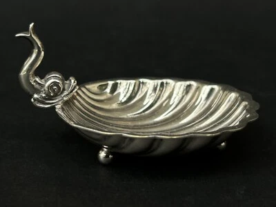 Très joli ancien PETIT SALERON modèle COQUILLE AU POISSON en métal argenté TBE - Photo 1/4