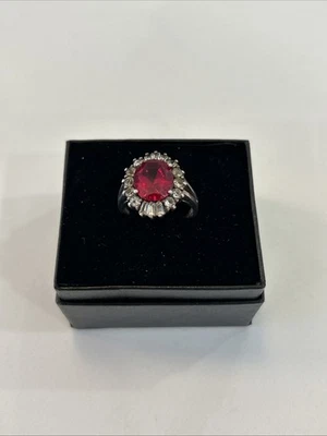 Vintage Ruby Red Oval Shaped Gemstone 925 Sterling Silver Ring 8 3/4 - Image 1 of 4