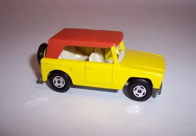 "MATCHBOX" **SUPERRÁPIDO** COCHE DE CAMPO SF-18 **RUEDAS DELGADAS DE CUATRO RADIOS** COMO NUEVO SUELTO Foto 1 de 4