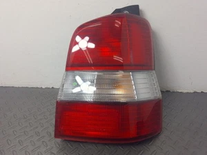 Mazda Demio DW5W Right Tail Light Lamp D201-51-150B 12R Used Japan - Foto 1 di 7