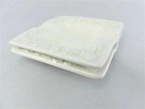 Wedgwood of Etruria & Barlaston ASCHENBECHER 2er Set geprägt Queensware England Quadrat - Bild 1 von 6