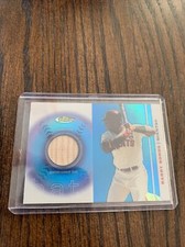 BARRY BONDS 2003 TOPPS FINEST AUTHENTIC GAME USED BAT CARD -GIANTS!!