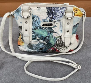Multisac White Multicolor Floral Print Triple Top Zip Pocket Vinyl Purse. - Picture 1 of 15