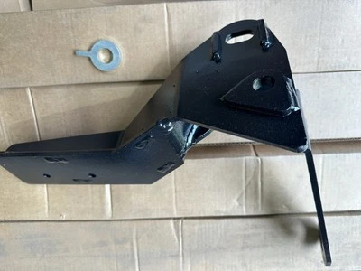 Soporte de caída de reubicación de barra de oruga delantera Pro Comp para Ram 2500 14-2018 con elevación de 6" Foto 1 de 4