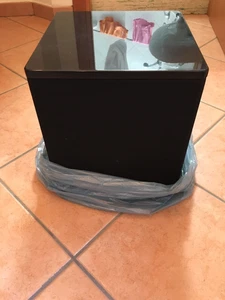 Subwoofer Definitive Tecnology Super Cube 2 - Foto 1 di 5