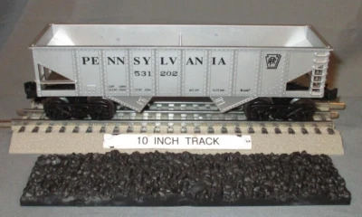 K-Line 531202 Pennsylvania PRR 2 Bay Hopper w/Remv. Coal Ld O/027 ga wks/ Lionel - Image 1 of 4