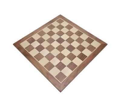 Tablero de ajedrez clásico de nogal o tablero de damas de WE Games 14,75 pulgadas Foto 1 de 4