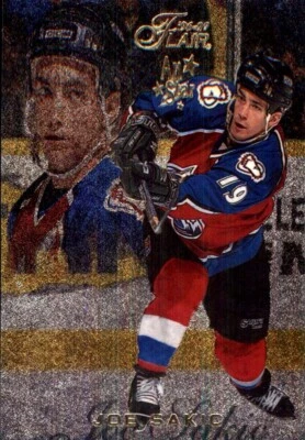 1996-97 Fleer Flair #21 Joe Sakic COLORADO AVALANCHE — 第 1/2 张图片