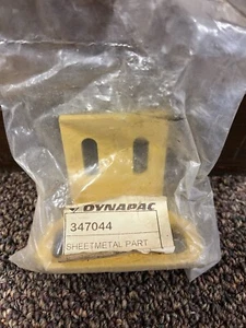 New Genuine Dynapac 347044 Support Bracket - Picture 1 of 3
