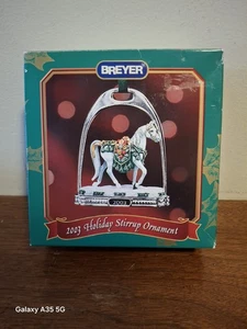 Breyer Gris Árabe Semental Estribo Adorno de Navidad Vacaciones 2003 #700603  - Imagen 1 de 11