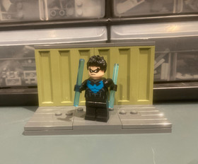 LEGO DC COMICS SUPER HEROES NIGHTWING minifigure POLYBAG 30606 MISB EXCLUSIVE