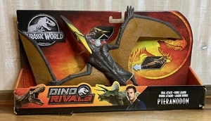 Jurassic World Park Dino Rivals Dual Attack Pteranodon III Spinosaurus - Picture 1 of 5
