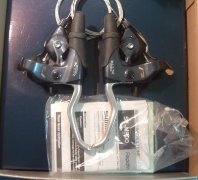 Shimano XTR 3x8-Spd ST-M900 Shifters/Brake Levers MTB NEW/NOS- RF+ STI -NIB - Image 1 of 4