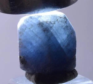 11.5ct CRISTAL DE ZAFIRO NATURAL ÁSPERO AZUL TANZANIA MINERAL ESPÉCIMEN TB111 - Imagen 1 de 7