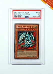 Yu-Gi-Oh! PSA 7 Drago Toon Occhi Blu #SDM-1000 Prima Edizione 2003 Italiano - Picture 1 of 3