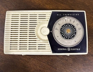 GENERAL ELECTRIC P-800A All Transistor Portable Starburst Face Radio GE Made USA - Picture 1 of 9