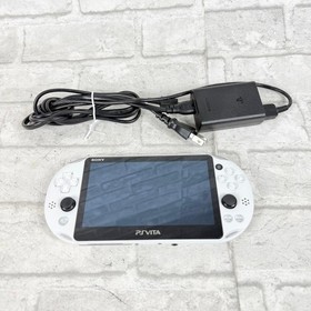 Excellent  SONY PS Vita PCH-2000 Console White w/charger