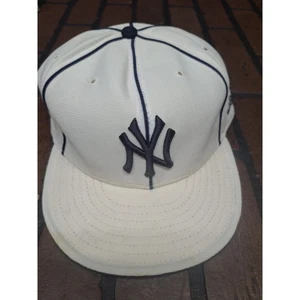 Vintage New York Yankees Hat Cap New Era 59FIFTY White MLB Fitted Sz 7 3/4 - Picture 1 of 4
