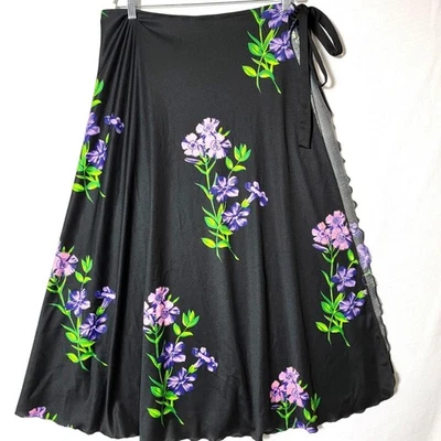 Mujer Falda Midi Envolvente Lateral Corbata Abierta De Cintura Al Dobladillo Negro Púrpura Floral Foto 1 de 4