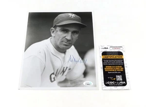 Foto firmada por Carl Hubbell 8 x 10 en blanco y negro Gigantes JSA automática - Imagen 1 de 3