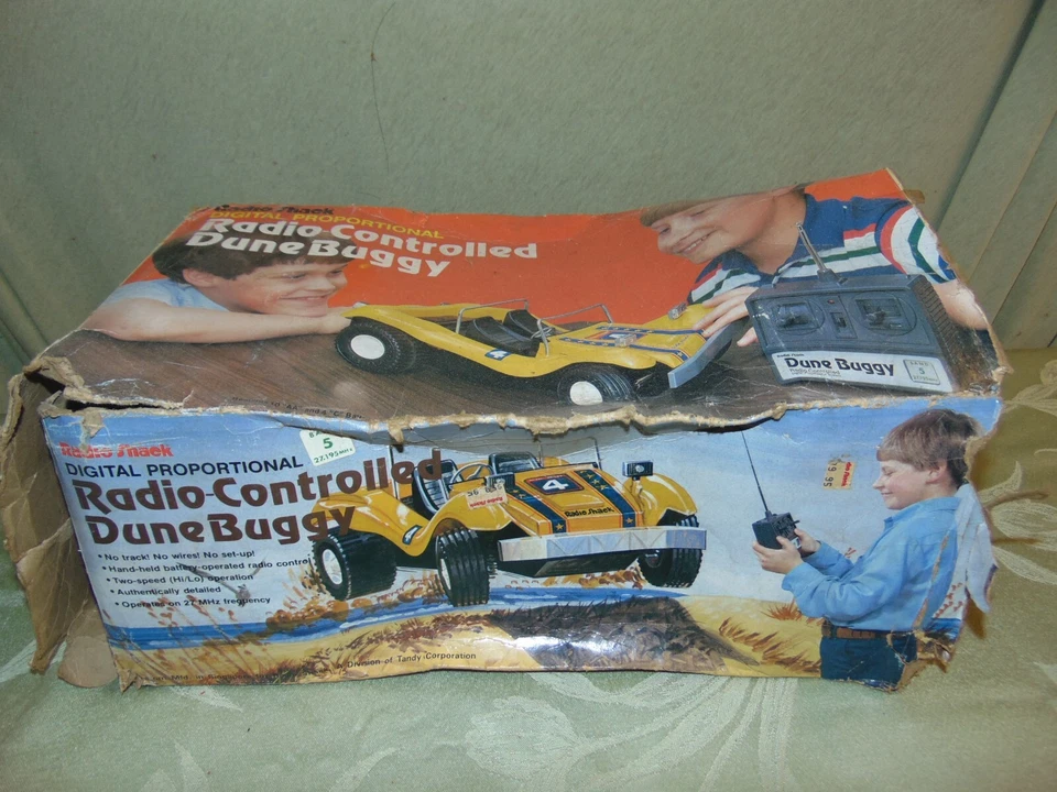 RADIO CONTROLLED DUNE BUGGY RADIO SHACK - Image 1 of 4