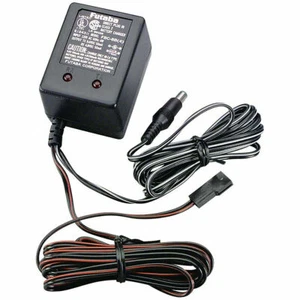 Transmisor/receptor de radiocontrol Futaba batería FBC19B4 doble cargador de pared de CA FUTM1831 - Imagen 1 de 1